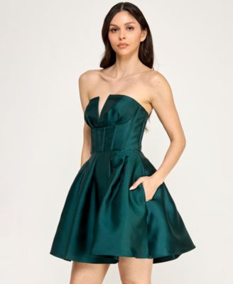 Juniors' Corset Strapless V-Neck Dress