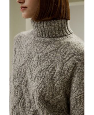 Women's Cable-Knit Cashmere Turtleneck Sweater