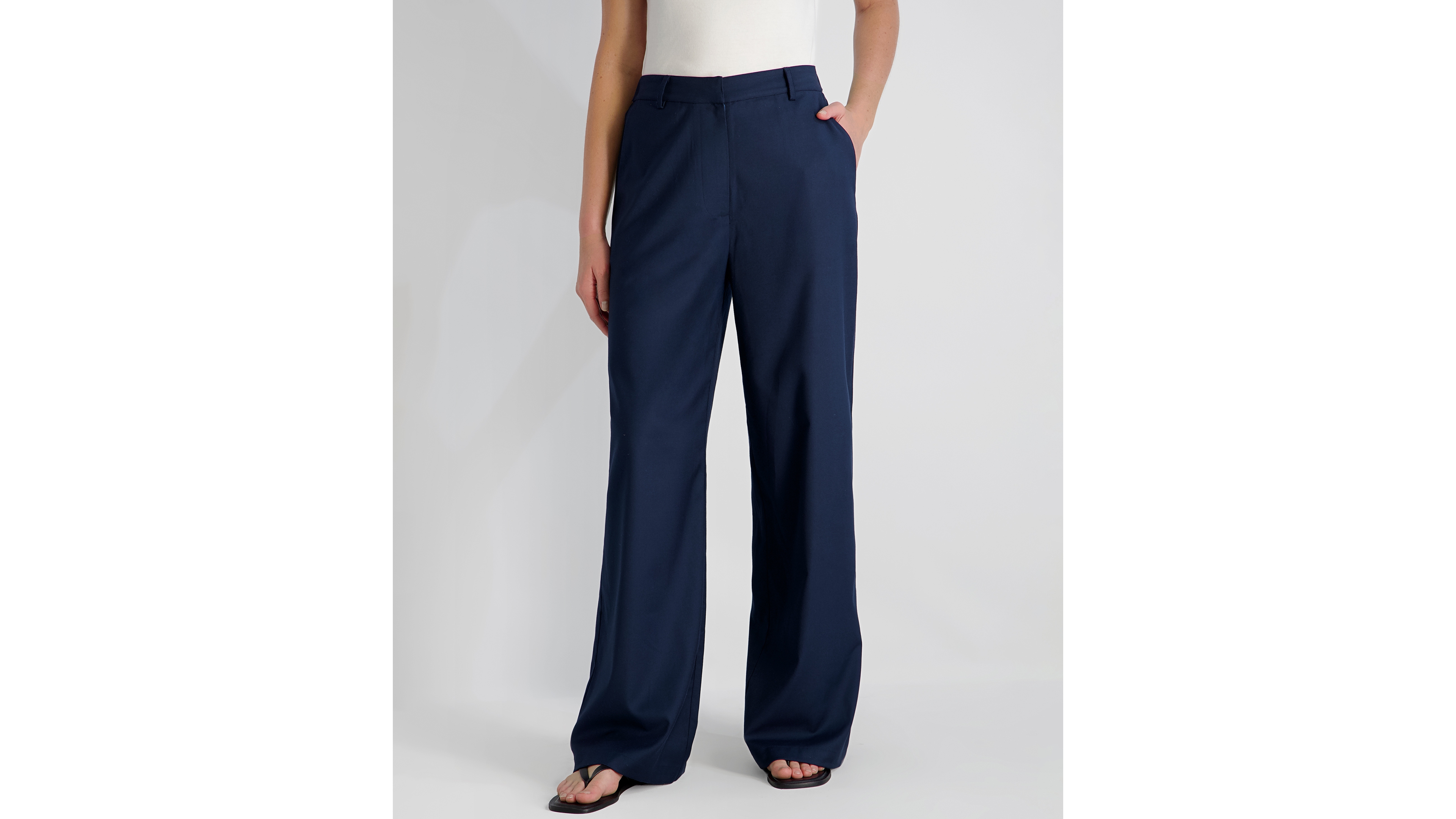 French Connection Women's Twill High Rise Relaxed Ankle Trousers