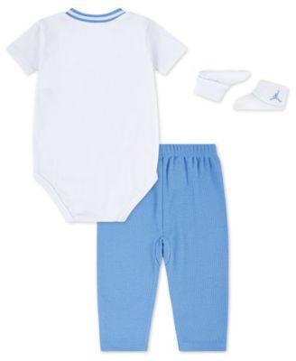 Baby Boys' Jumpman Bodysuit, Pants and Socks, 3-Piece Set