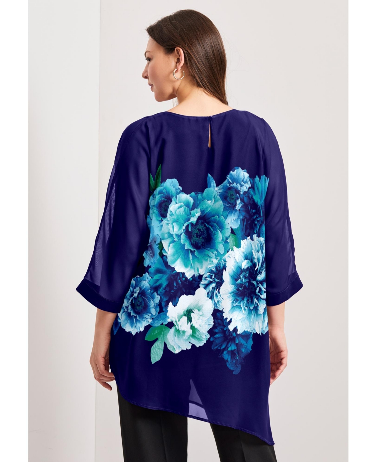 Avenue Women's Plus Printed Asymmetric Blouse