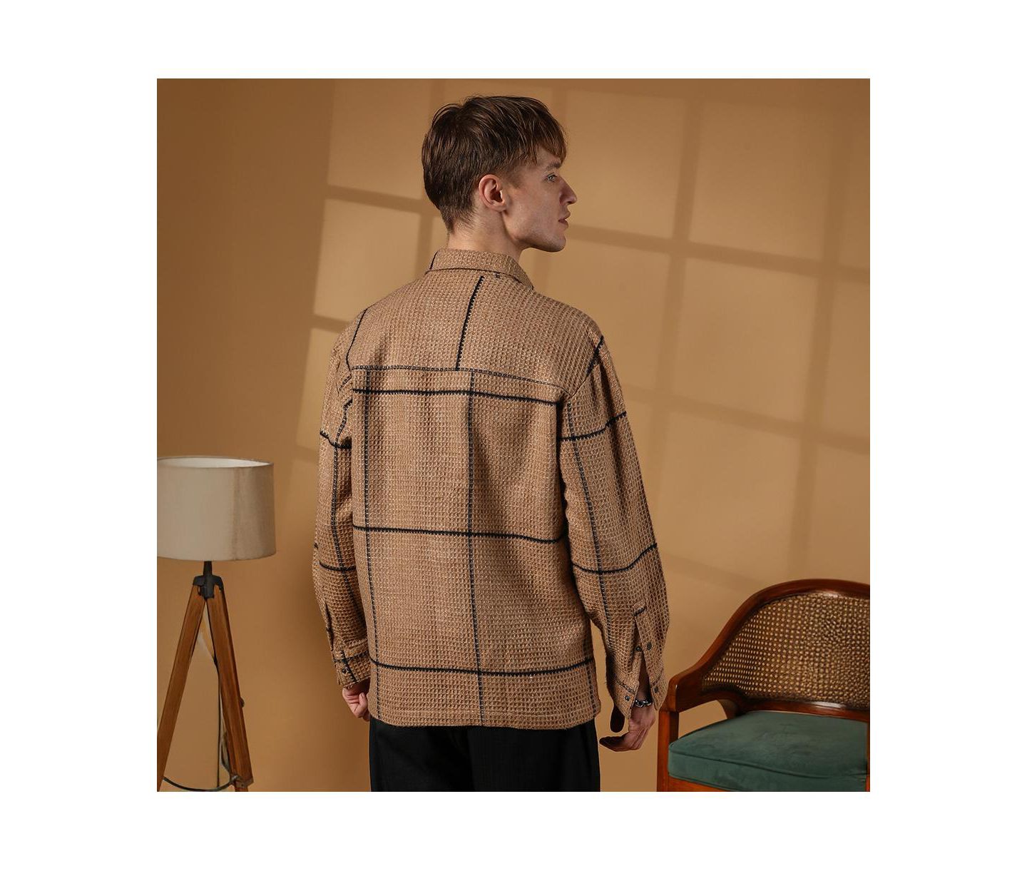 Мужская рубашка Cahoot Campus Sutra Ash Brown Graph-Check Waffle Overshirt, цвет: Коричневый — фото 3