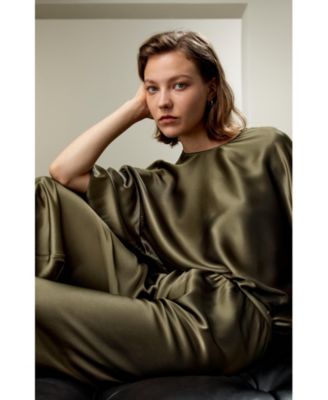 Women's Relaxed Silk Crewneck Blouse