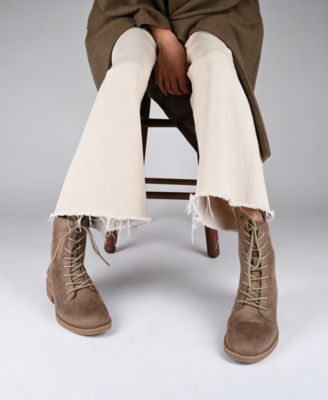 Women's Vienna Lace Up Stacked Heel Booties