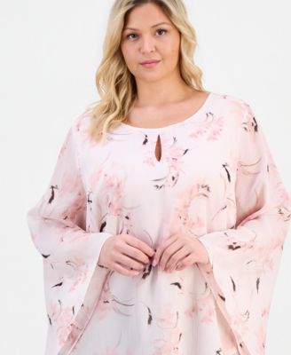 Plus Size Keyhole-Front Printed Blouse