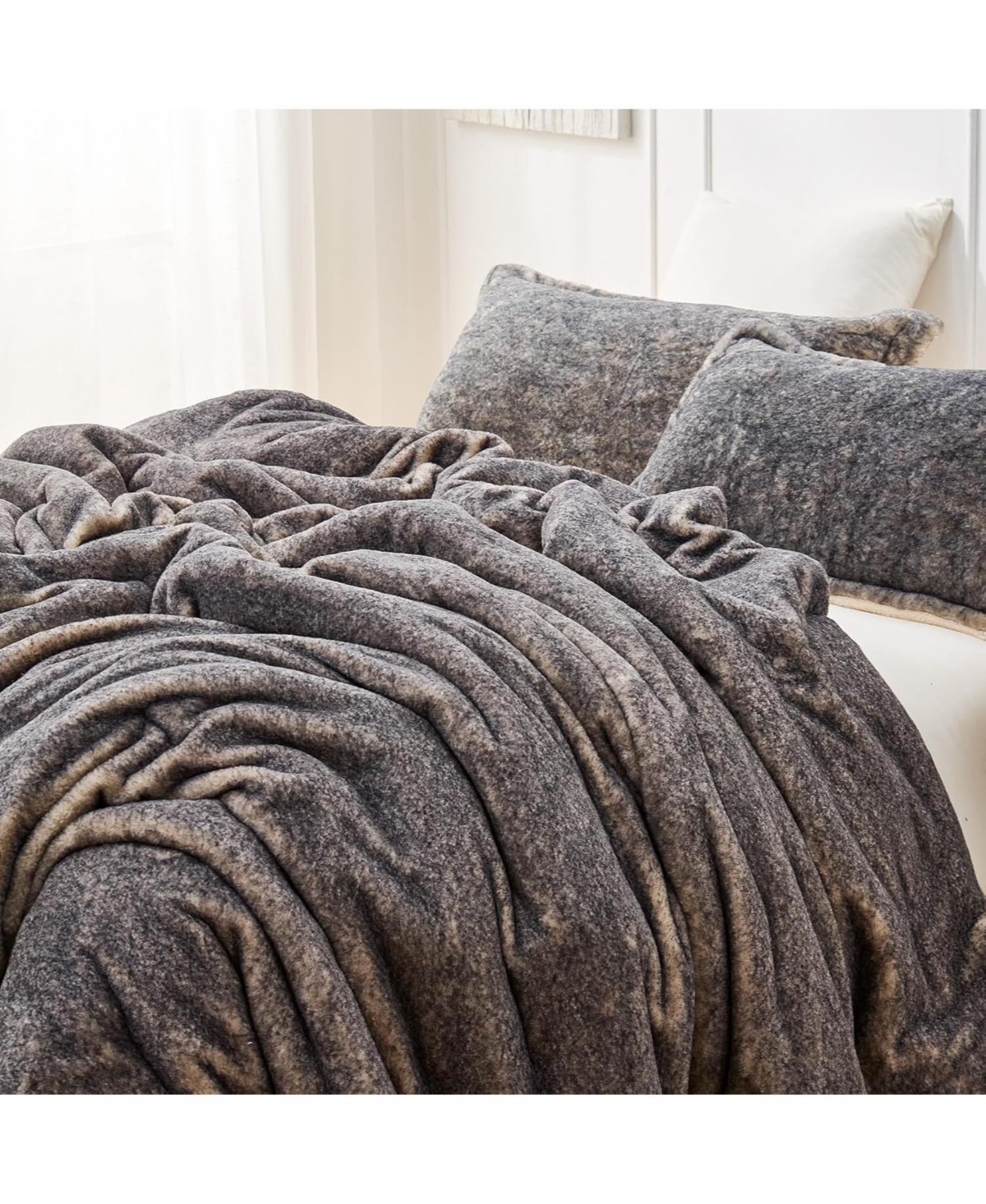 Coma Inducer Polar Wolf - Coma Inducer Oversized Twin Comforter Set