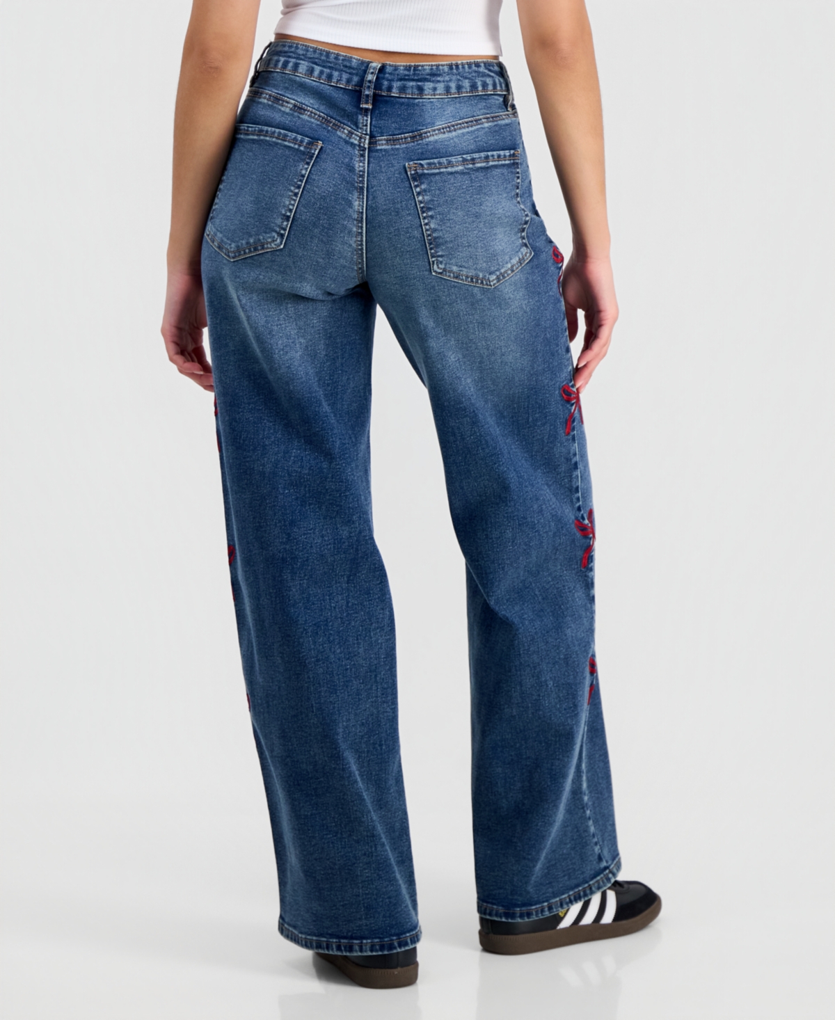 Madden Girl Women's Bow-Embroidery Ultra 90s Jeans