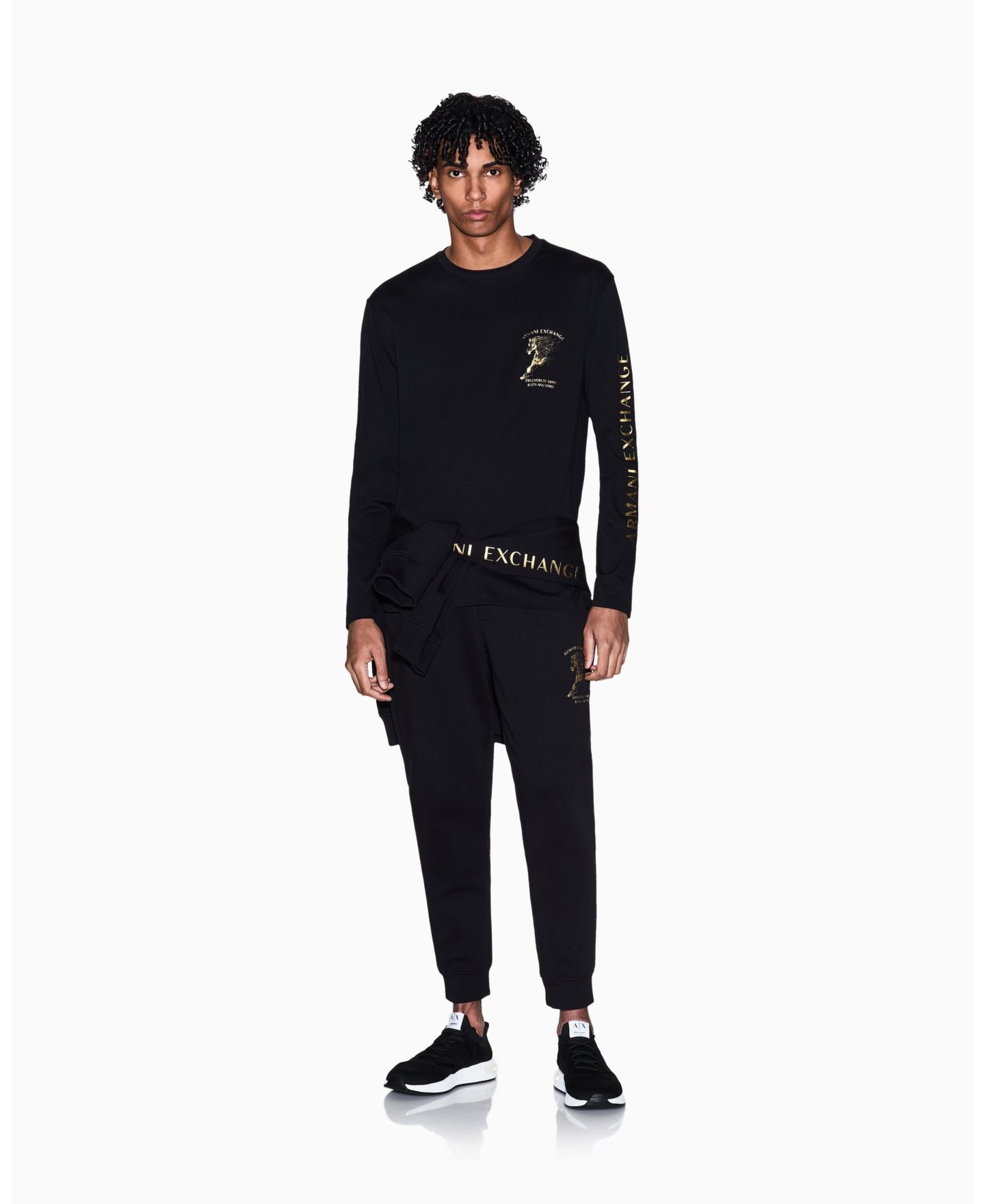 Мужской свитшот A|X Armani Exchange Lunar New Year Back Graphic Crew Neck, цвет: Чёрный — фото 2