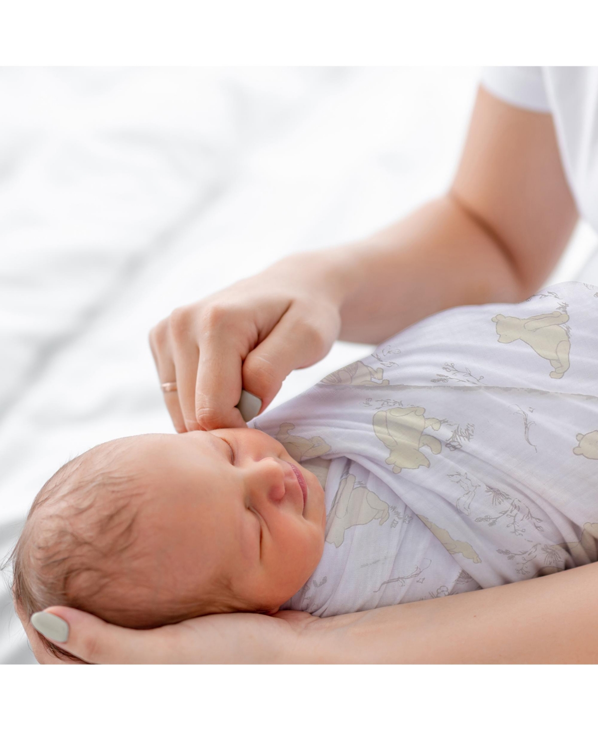 Lambs & Ivy Disney Baby Winnie the Pooh Swaddle Blanket & Plush Toy Gift Set