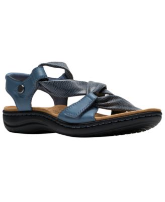 Women's Collection  Laurieann Bell Round Toe Sandals