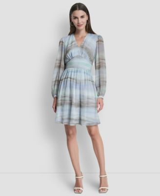 Women's V-Neck Smocked Waist Fit and Flare Dress