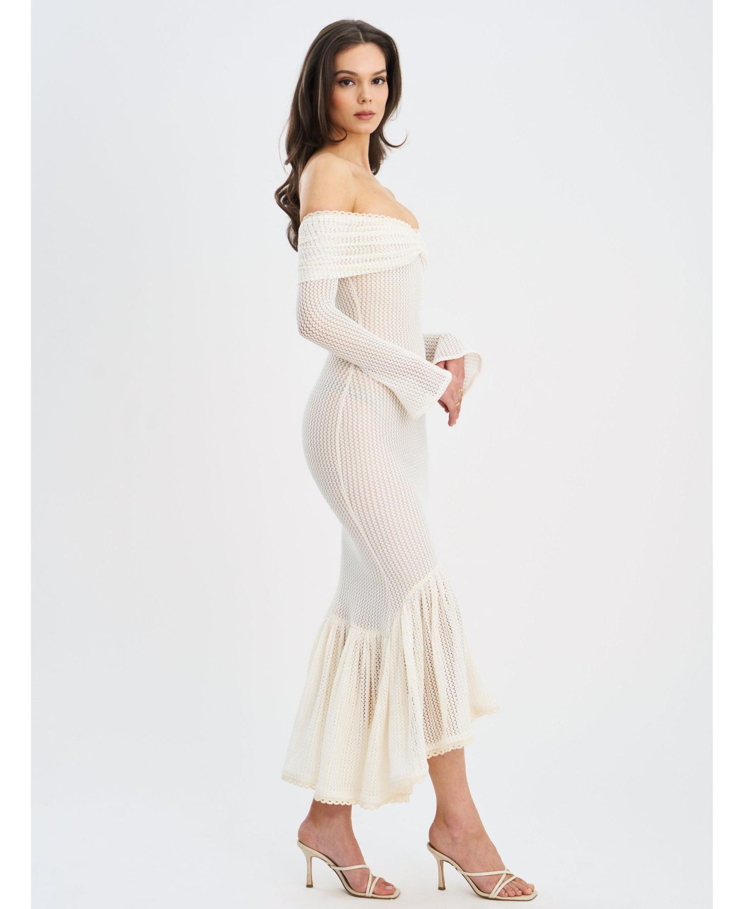Women's Kaedyn Off Shoulder Long Sleeve Crochet Mermaid Maxi Dress