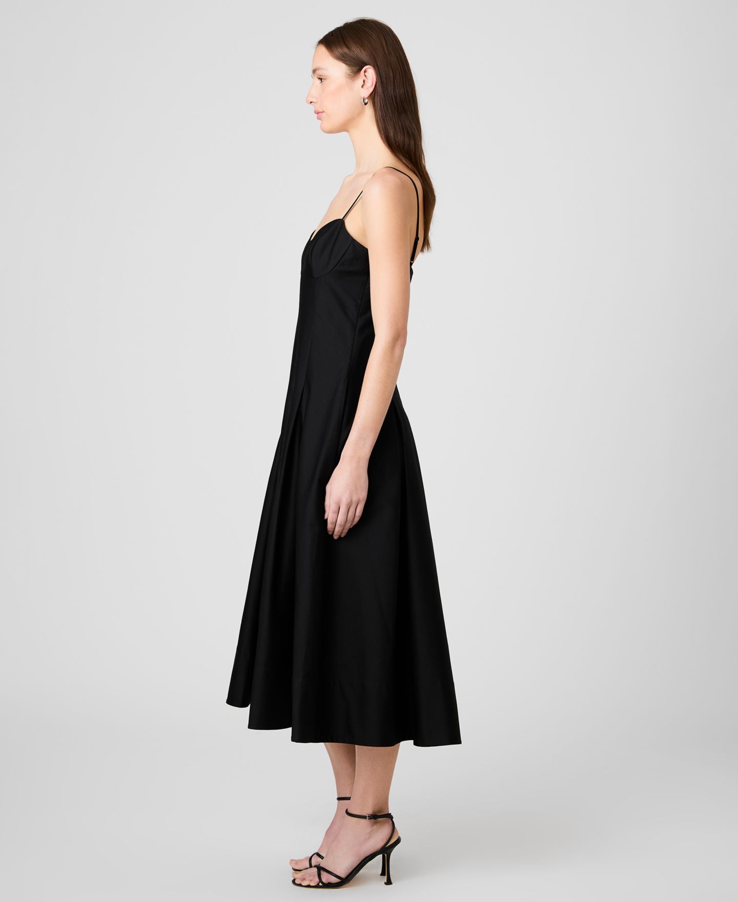 Женское платье French Connection Sateen Pleated Midi, цвет: Чёрный — фото 3