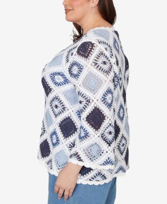 Plus Size Austin Diamond Crochet Sweater