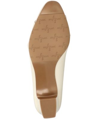 Lyanna Women's Block Heel Pumps