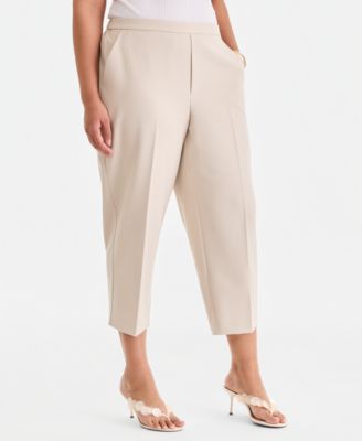 Plus Size High Rise Pull-On Cropped Pants