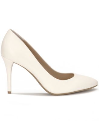 Women's Bina Round-Toe Pumps