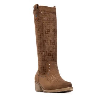 Refresh Collection Women's Block Heel Suede Boots