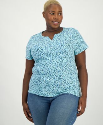 Plus Size Printed Short-Sleeve Henley Top