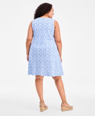 Plus Size Floral-Print Lace-Up Dress