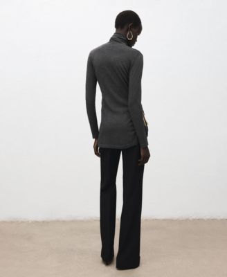 Women's Brooch Turtleneck Sweater