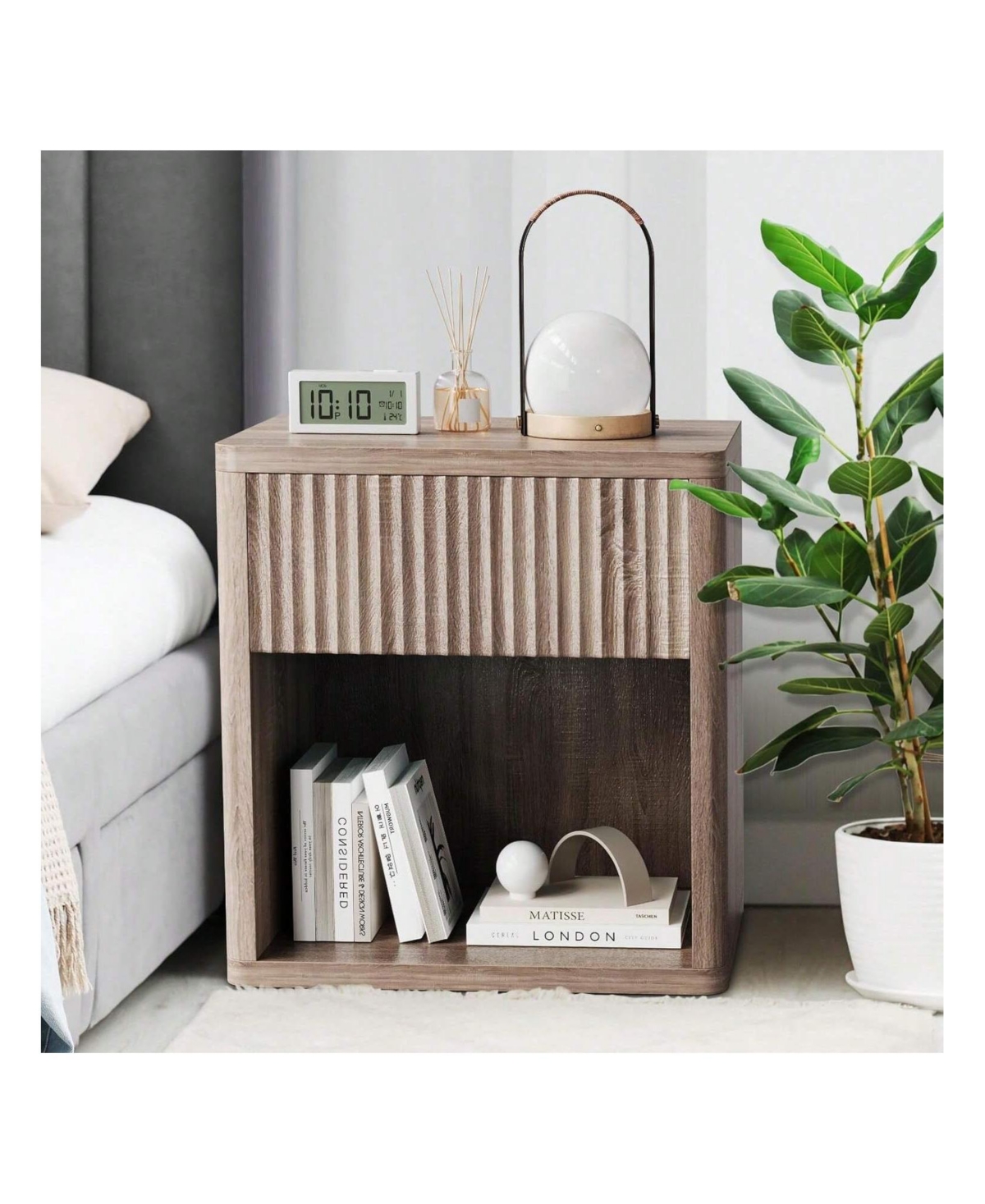 gaomon Set of 2 Mid Century Fluted Wood Nightstands, Modern Farmhouse Drawer Storage End Table for Bedroom