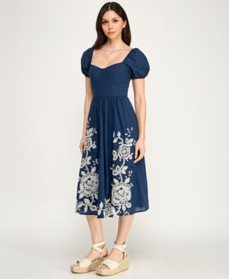 Juniors' Embroidered Sweetheart Neck Midi Dress