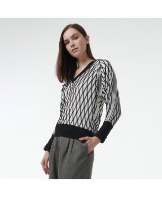Women's Argyle Mesh Textured Knitted Sweater