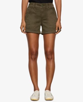 Women's Wander On Cuffed Hem Shorts