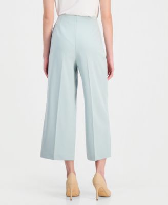 Petite Seamed Cropped Pull-On Pants