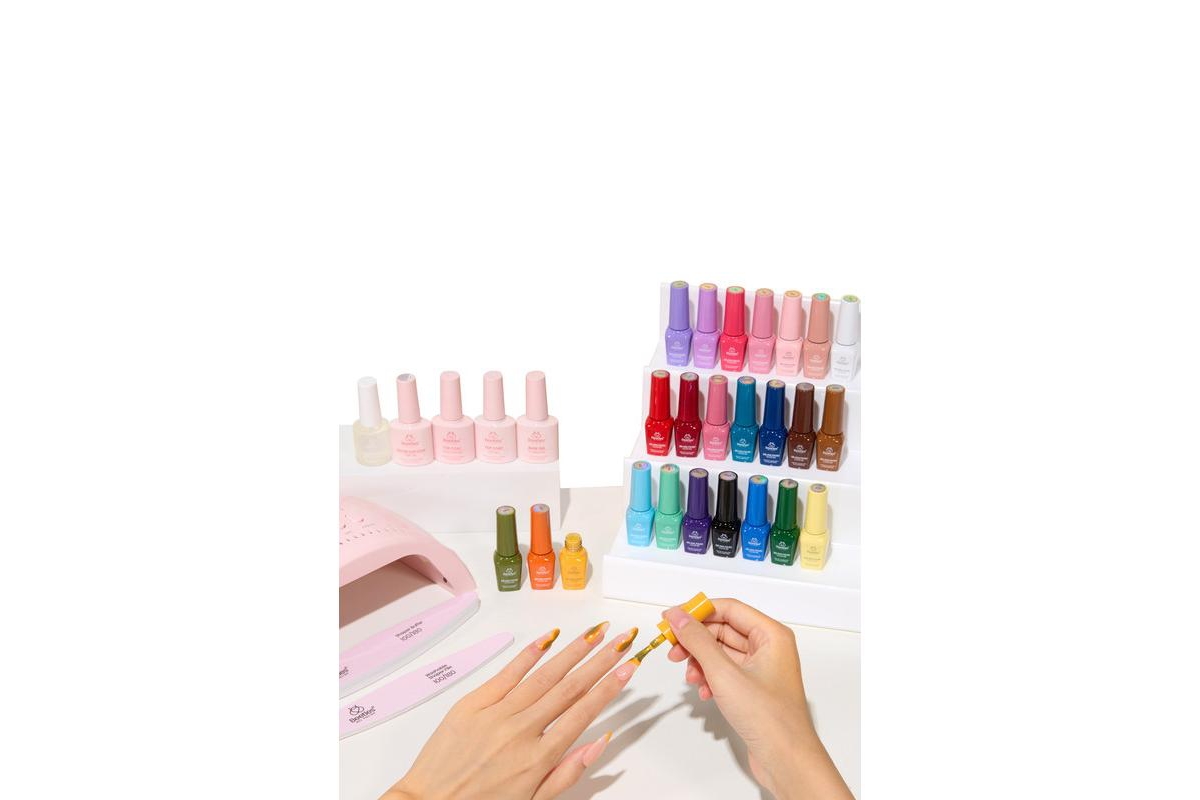 Beetles Fall Gel Nail Polish Kit with Uv Light, 25 Colors (45 pcs)