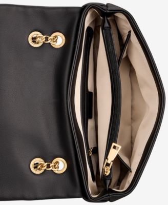 Soft Ajae 3D Flower Shoulder