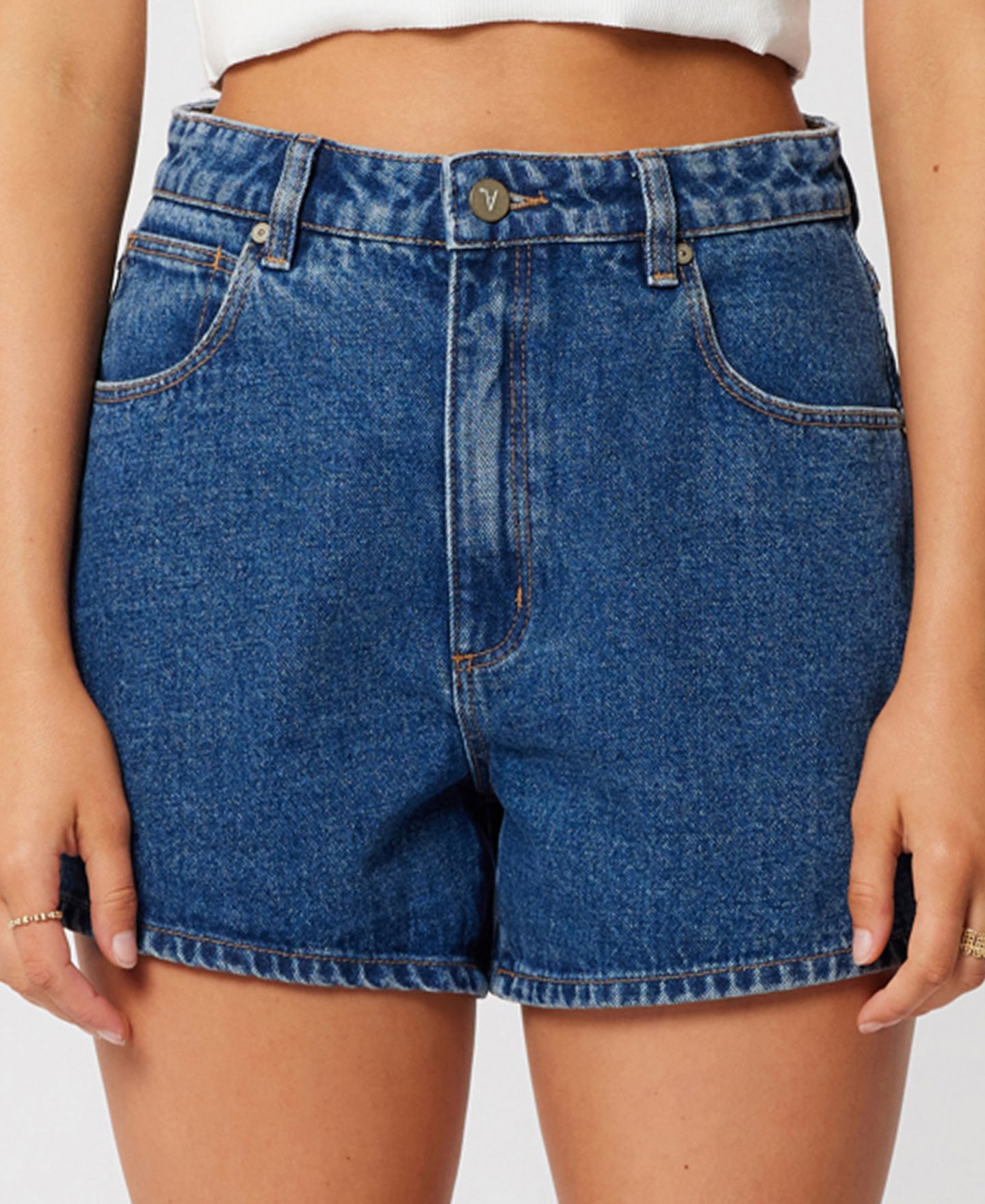 Женские шорты Abrand Venice Bella Mid-Rise Denim Shorts, цвет: Синий — фото 4