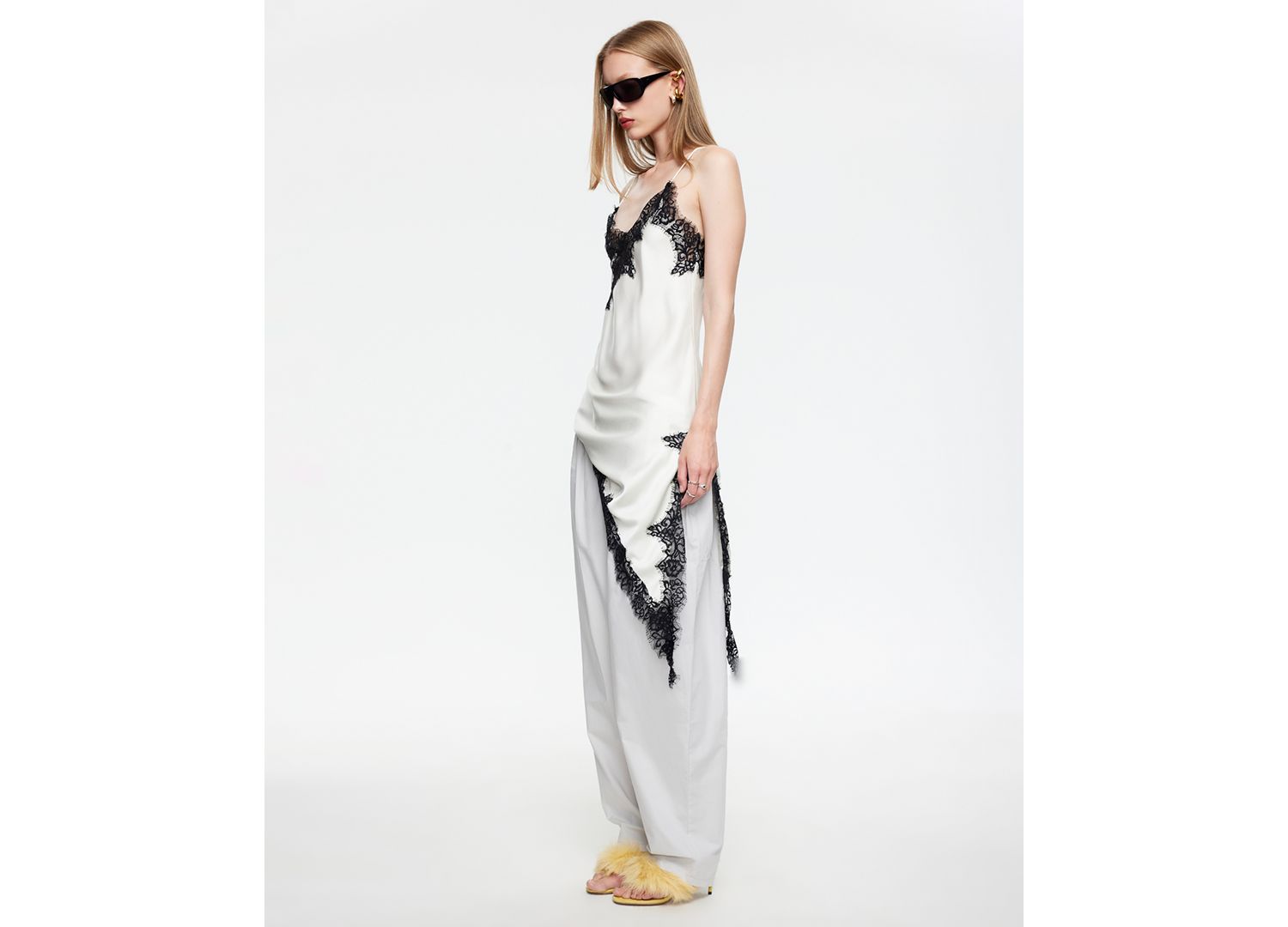 Women's Emerging Sleeveless Asymmetric Midi Dress