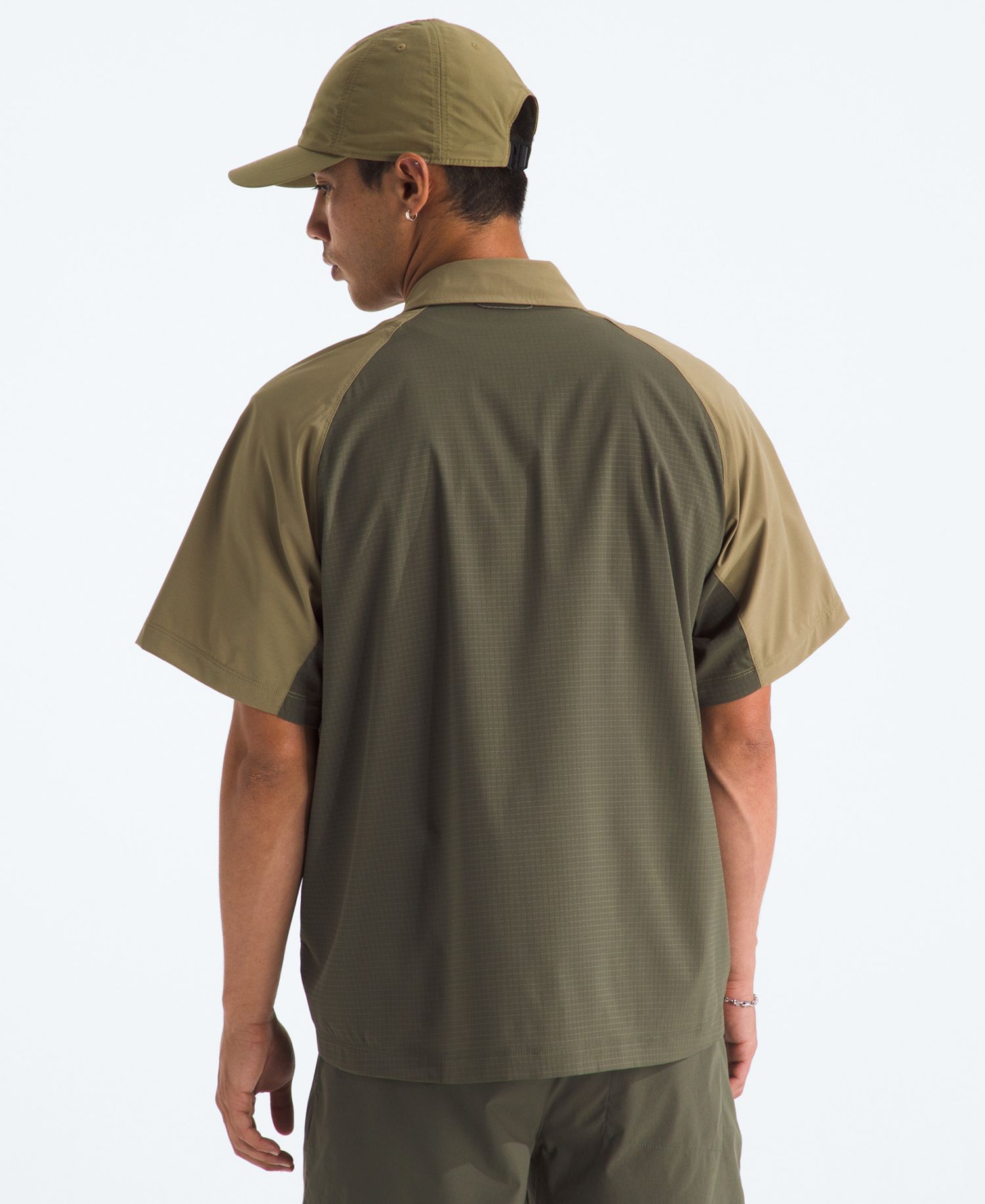 Men's Point Collar Shirt