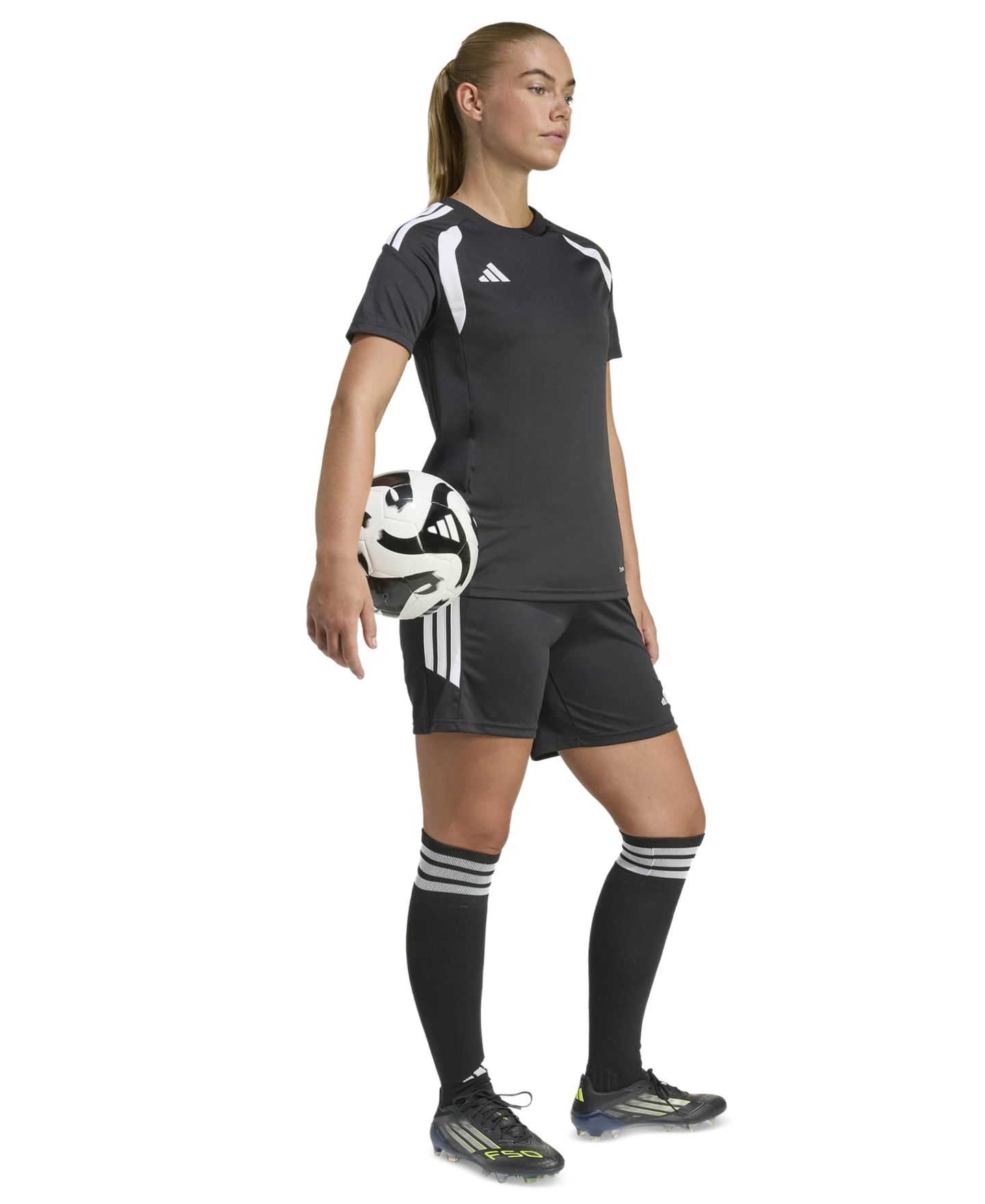 Женская футболка adidas Tiro 26 League Soccer Jersey T-Shirt, цвет: Чёрный / Белый — фото 8