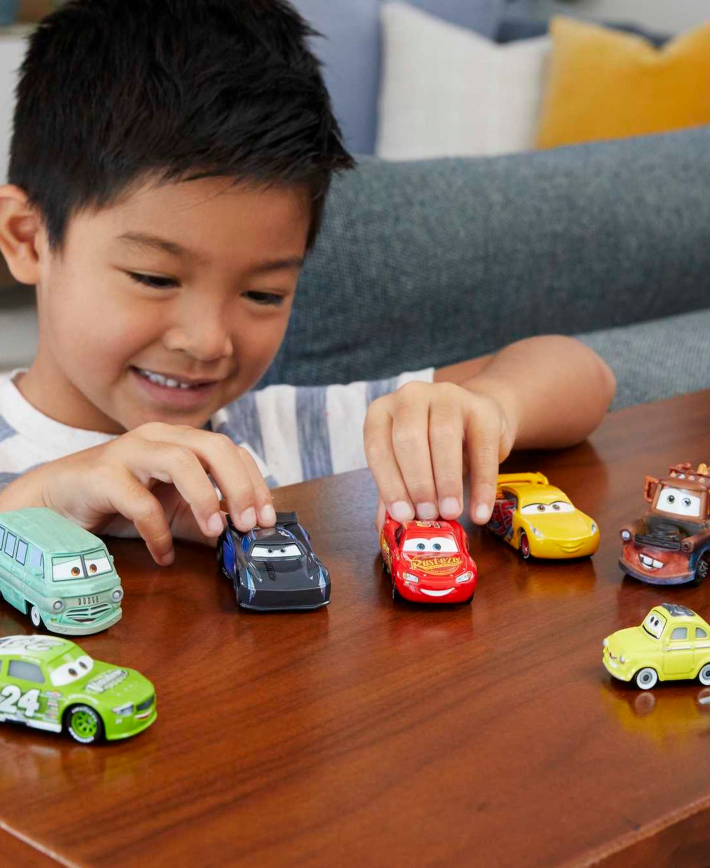 Детские игрушки Cars Disney and Pixar Mini Racers Die-Cast Vehicles Set — фото 3