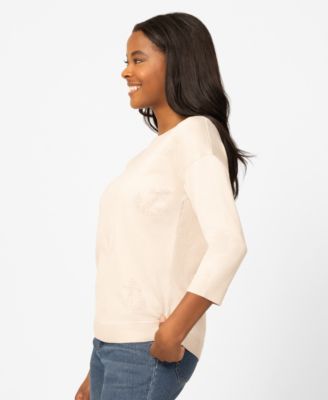 Women's Sweater with Stitched Shape Details