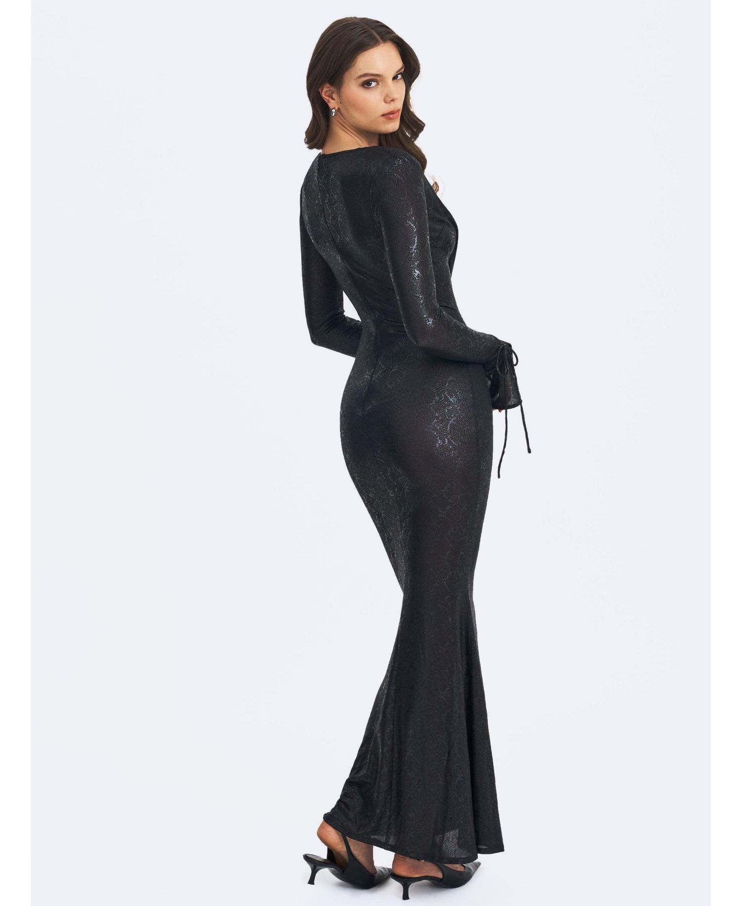 Women's Ilysia Black V-Neck Plunge Snakeskin Mermaid Hem Maxi Dress