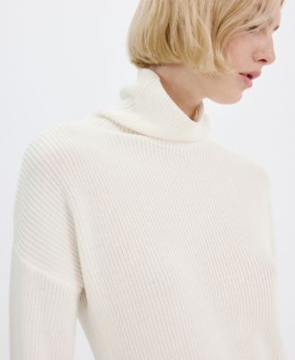 Women's Turtleneck Knit Sweater