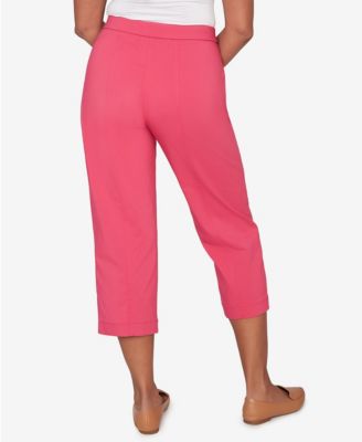 Women's  The Royal Treatment Relaxed Flat Front Patch Pocket Capri