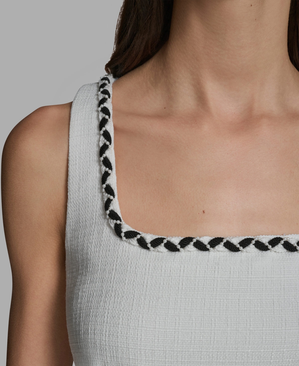 Karl Lagerfeld Paris Women's Scoop Neck Shift Dress