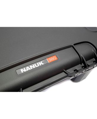 980 Waterproof Hard Case with Padded Divider