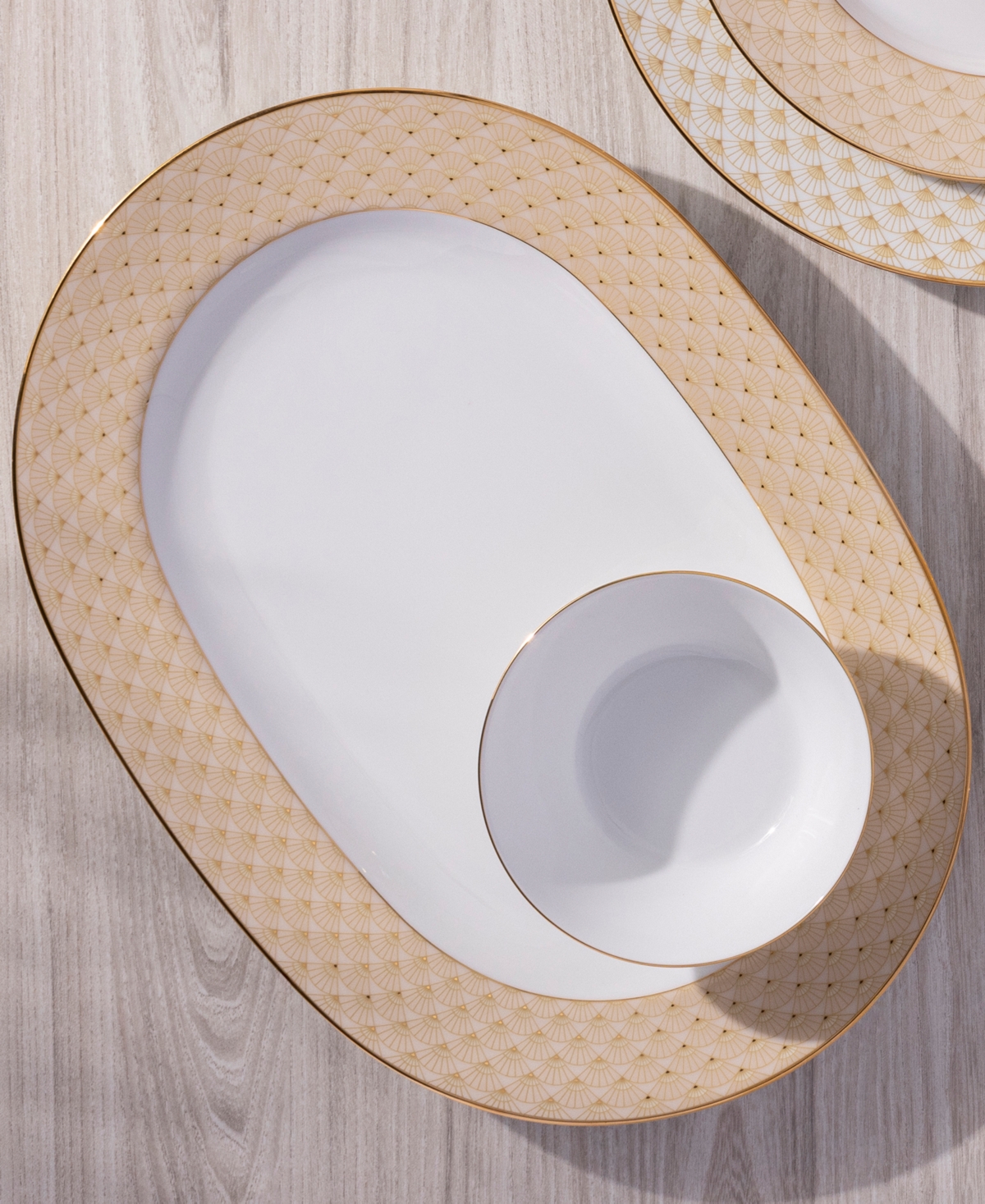 Noritake Trocadero 14" Gold-Tone Oval Platter