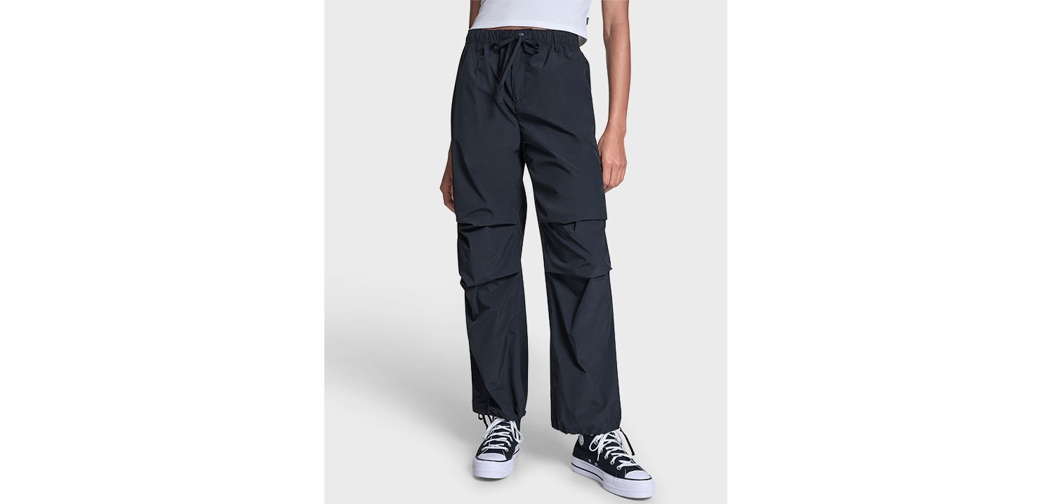 Women's Loose-Fit Tech Pants