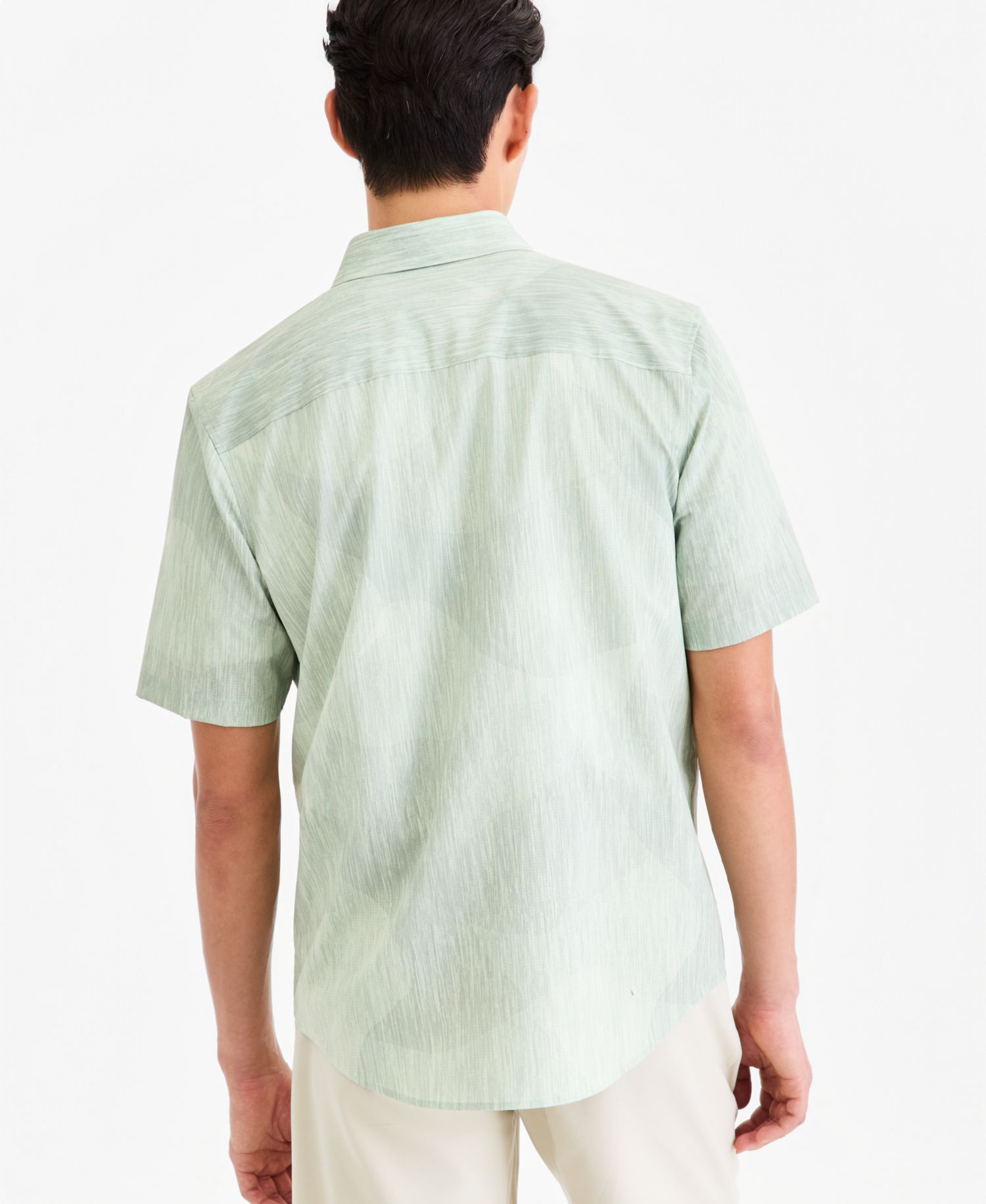 Men's Short-Sleeve Textural Wave Shirt