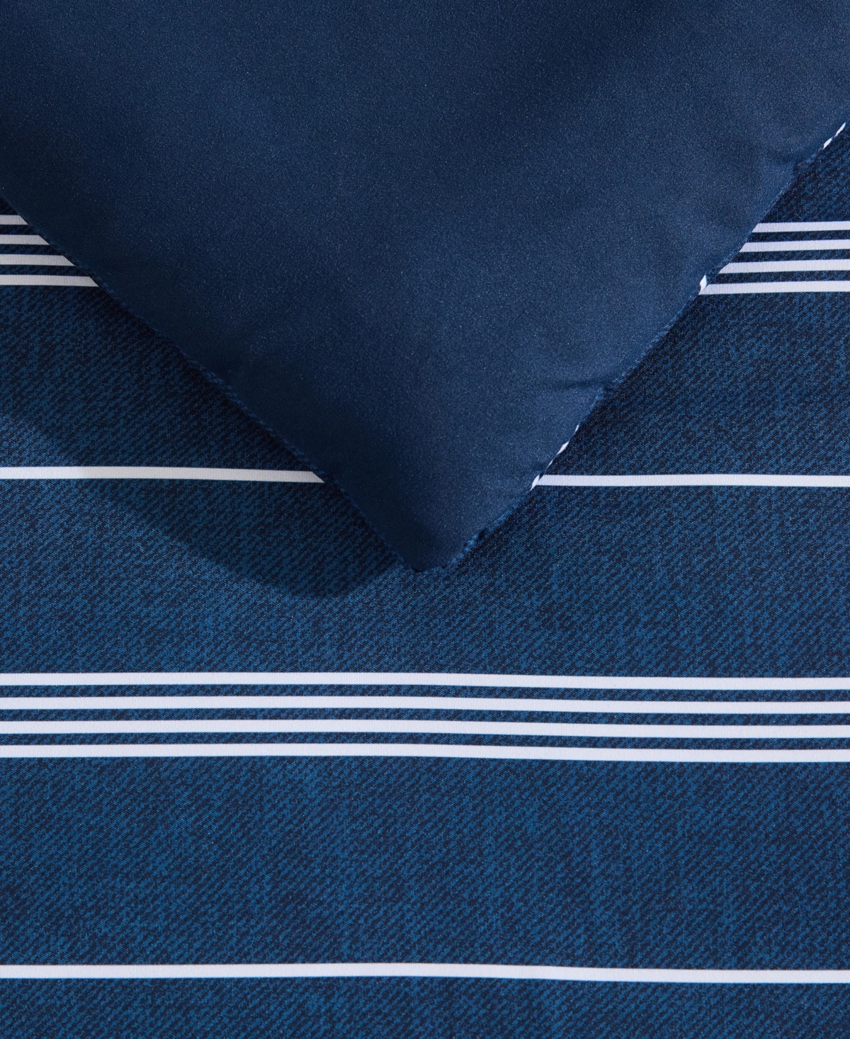 Nautica Mariners Line Reversible 7-Pc. Comforter Set