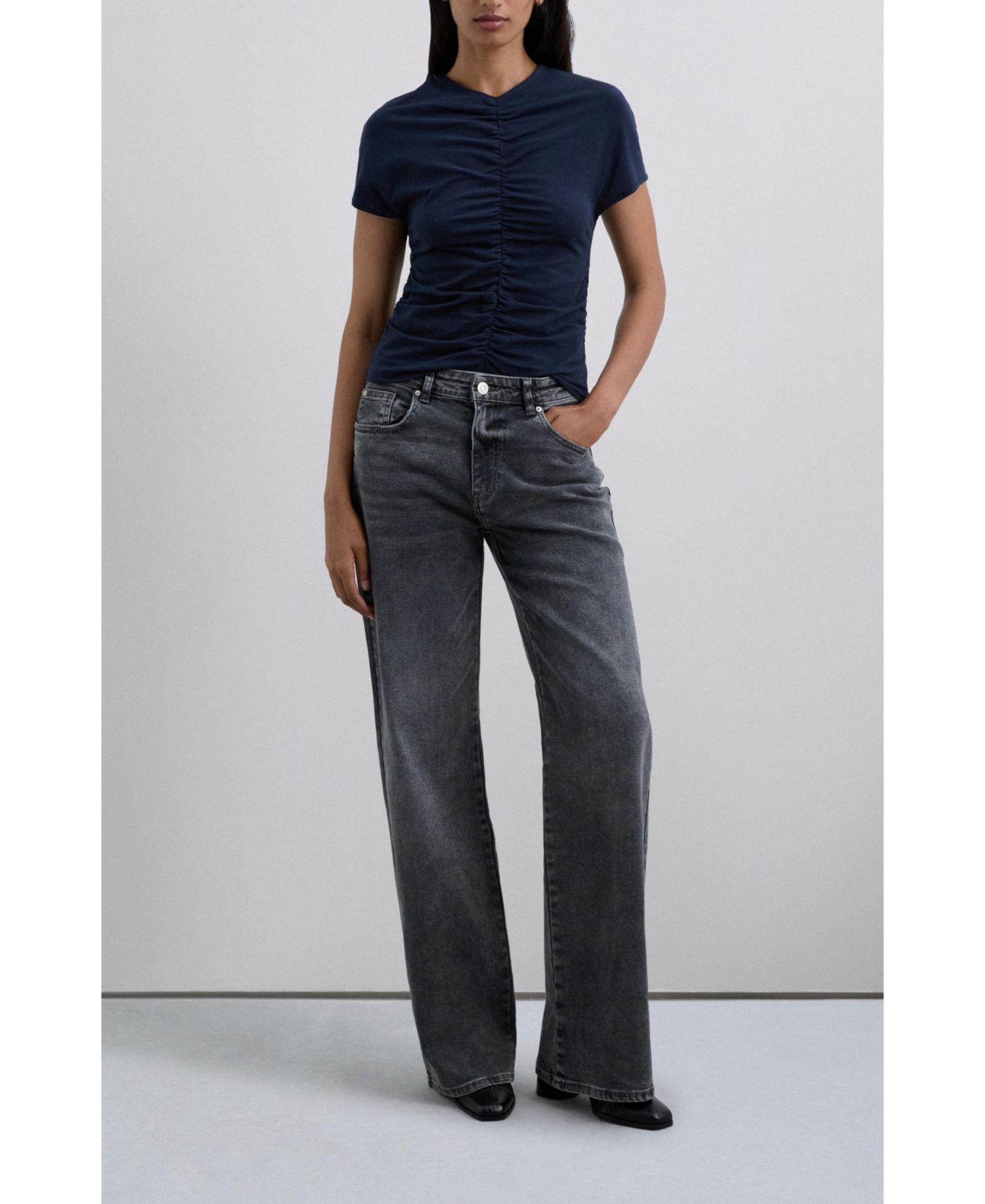 Women's Gathermid Tee