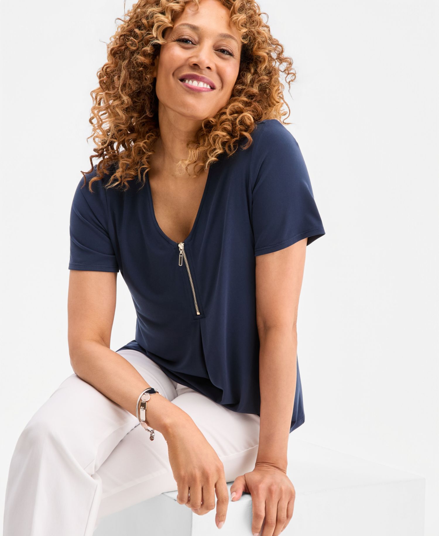 Women's V-Neck Front-Zip Pleated Top