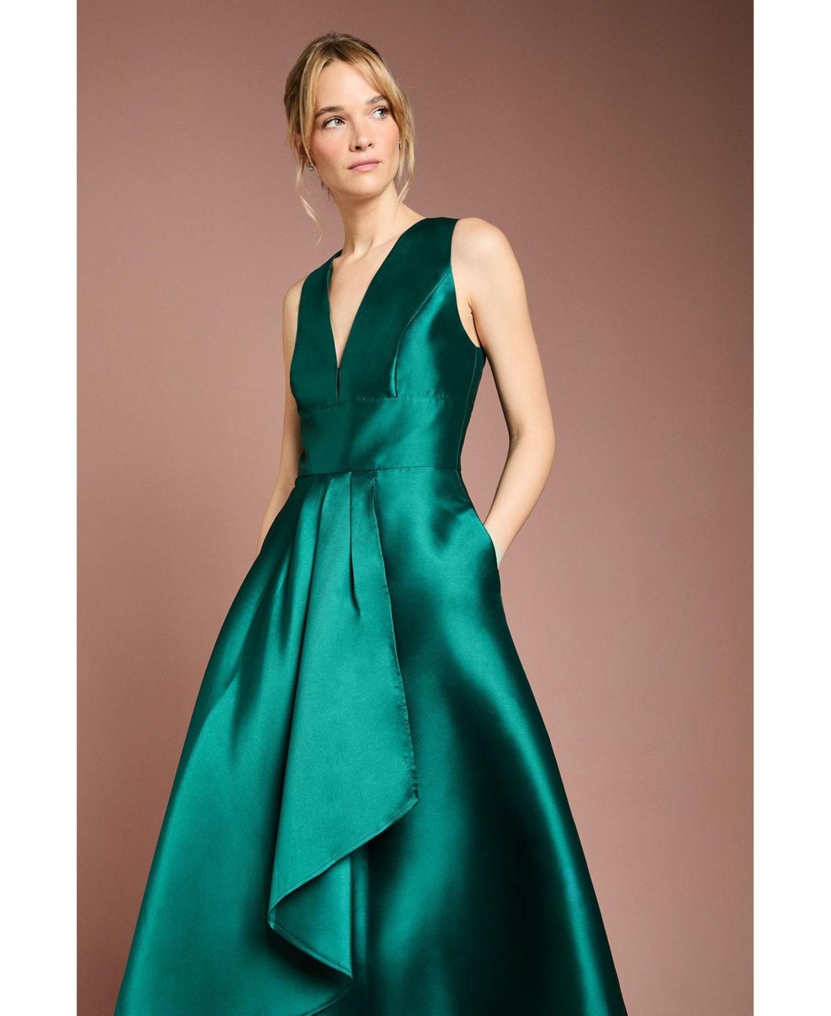 Coast Women's Plunge Waterfall Maxi Dress